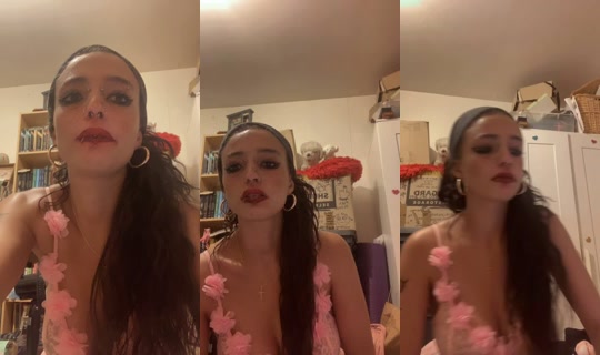 sapphicjunkie TikTok Live — Oct 5, 2026, 4:22 AM