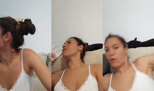 saraarizoo TikTok Live — Oct 8, 2026, 8:34 PM