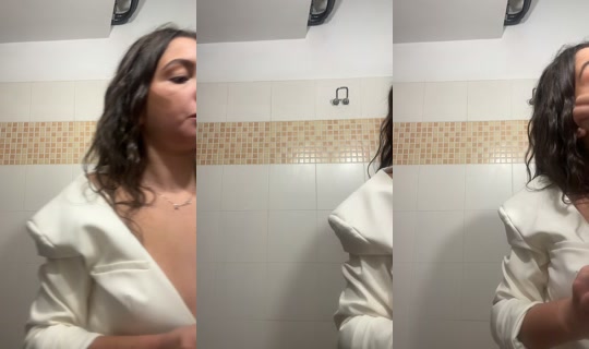 saracardella1 TikTok Live — Sep 26, 2026, 9:01 PM