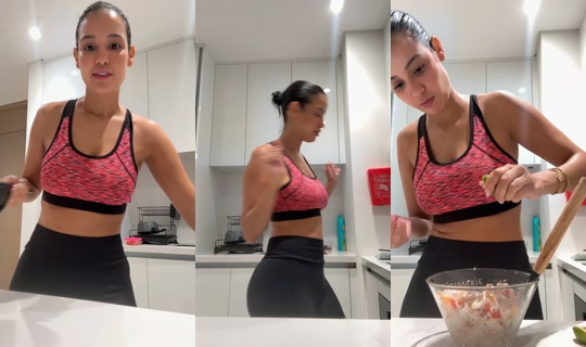 sarymdk TikTok Live — Oct 2, 2026, 3:41 PM