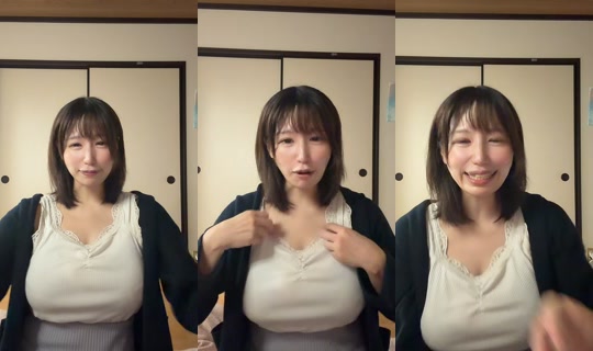satoumomomomo TikTok Live — Oct 7, 2026, 2:15 PM