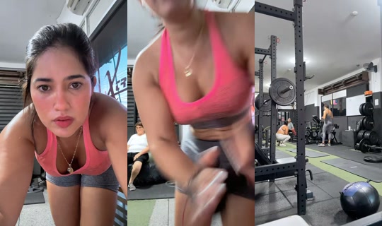 scarletm2110 TikTok Live — Aug 24, 2026, 11:36 AM