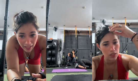 scarletm2110 TikTok Live — Oct 8, 2026, 12:18 PM