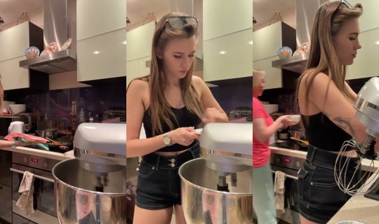 serovalina TikTok Live — Sep 21, 2026, 5:15 PM