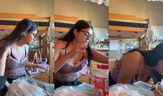 sexysciencexperiment TikTok Live — Oct 5, 2026, 11:52 PM