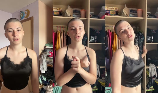shana2lna TikTok Live — Oct 2, 2026, 12:20 PM