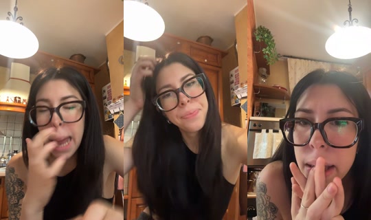 sharon_ravelli TikTok Live — Oct 1, 2026, 8:45 AM