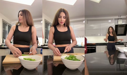 shirazlb TikTok Live — Aug 22, 2026, 5:59 PM