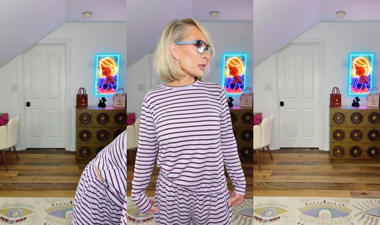 shopjulesm TikTok Live — Oct 4, 2026, 6:45 PM