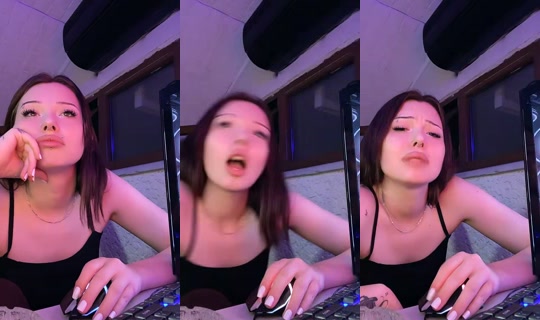simaa4y5 TikTok Live — Aug 30, 2026, 7:30 PM