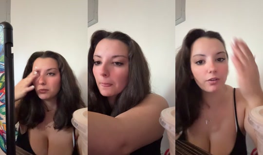 slavicmami8 TikTok Live — Oct 7, 2026, 4:32 PM