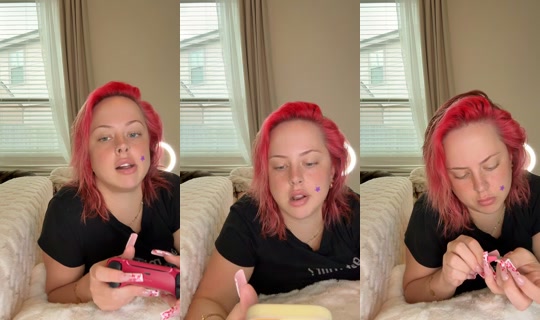 slipperyysnow TikTok Live — Oct 3, 2026, 9:39 PM