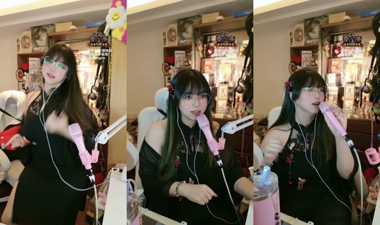 smallbear_22 TikTok Live — Oct 7, 2026, 1:38 PM
