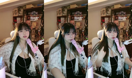 smallbear_22 TikTok Live — Oct 8, 2026, 8:27 AM