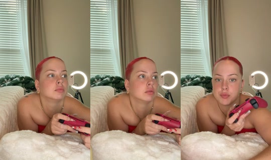 snoowsworld TikTok Live — Sep 22, 2026, 7:46 PM
