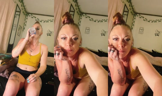 snowbunnyboo96 TikTok Live — Oct 5, 2026, 4:48 AM