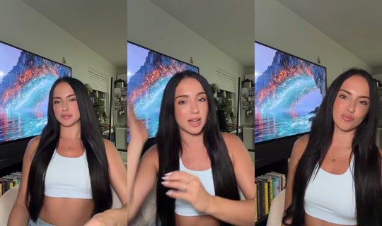 sofiasmiles TikTok Live — Aug 25, 2026, 12:54 AM