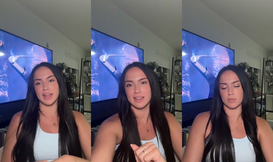 sofiasmiles TikTok Live — Aug 25, 2026, 4:01 AM