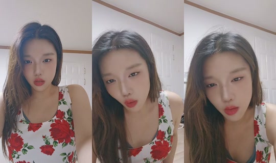 somsom12230 TikTok Live — Aug 27, 2026, 11:40 AM