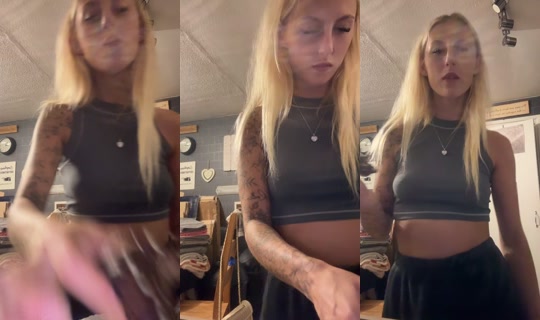 sophie190504 TikTok Live — Aug 28, 2026, 9:43 PM