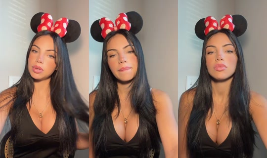 sovasavage TikTok Live — Oct 4, 2026, 12:12 PM