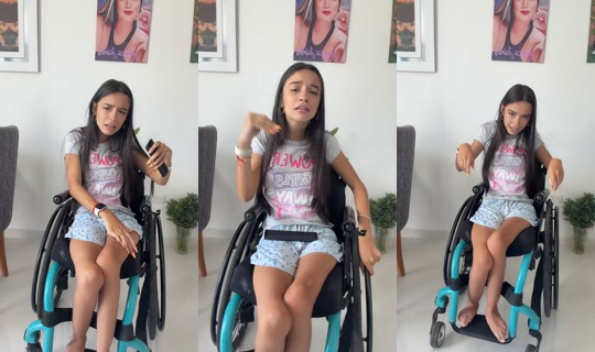 soy.lunita.oficial TikTok Live — Aug 24, 2026, 2:38 PM