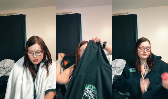 sparklingsiren086 TikTok Live — Oct 4, 2026, 4:27 AM