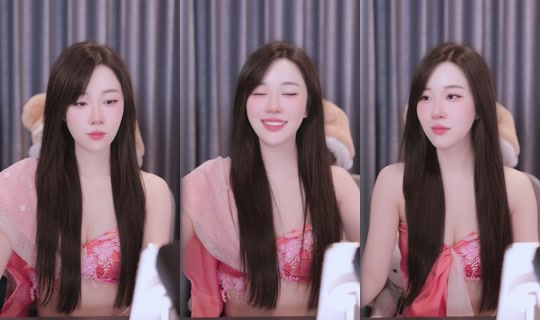 sshinami TikTok Live — Oct 2, 2026, 4:23 PM