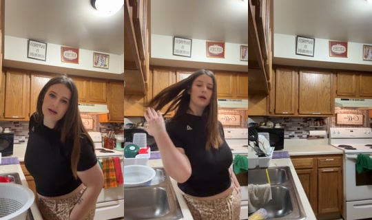 stillcoolerthanyourgma TikTok Live — Oct 7, 2026, 11:39 PM