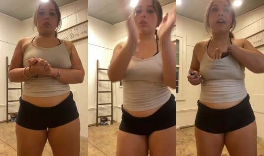 strawb3rryshortcakes TikTok Live — Sep 28, 2026, 12:04 PM