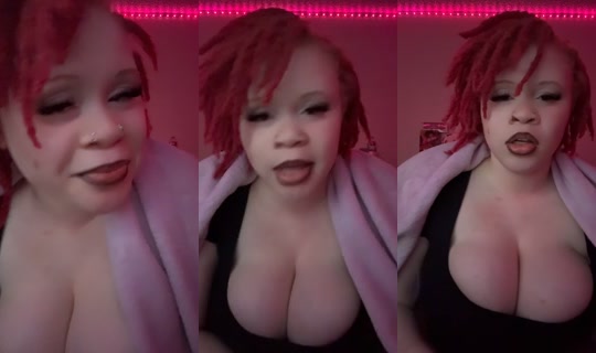 strawberry_kisses56 TikTok Live — Oct 3, 2026, 11:13 AM