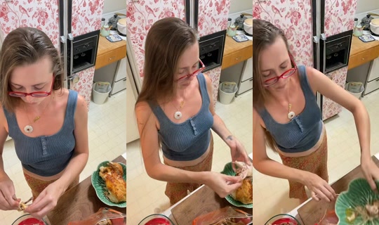 sucredove TikTok Live — Sep 8, 2026, 3:01 AM