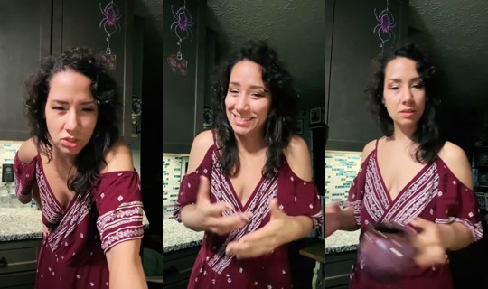 sunkissedmommi TikTok Live — Aug 26, 2026, 10:13 AM