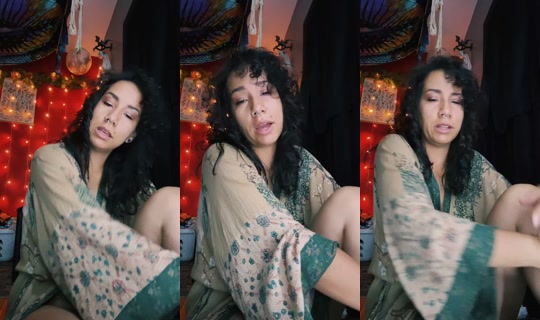 sunkissedmommi TikTok Live — Oct 2, 2026, 11:29 AM