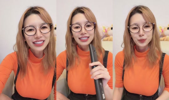 supermelonchan__ TikTok Live — Oct 5, 2026, 7:06 AM