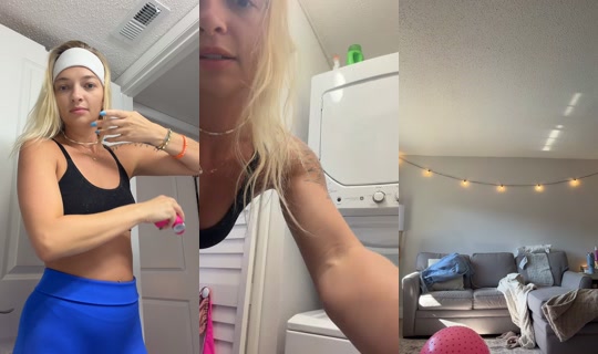 sweeetlikehoneyy_ TikTok Live — Aug 29, 2026, 1:50 PM