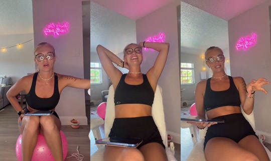 sweeetlikehoneyy_ TikTok Live — Aug 31, 2026, 7:12 PM