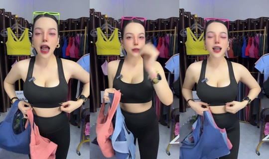 sweetykoiishop TikTok Live — Sep 11, 2026, 10:42 PM