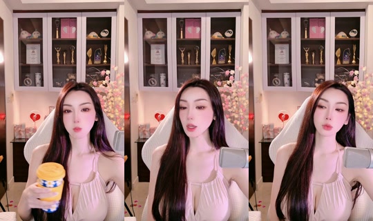 tamara1228 TikTok Live — Oct 3, 2026, 5:09 PM
