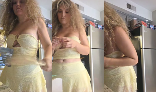 tammysuemusic TikTok Live — Aug 25, 2026, 11:55 AM