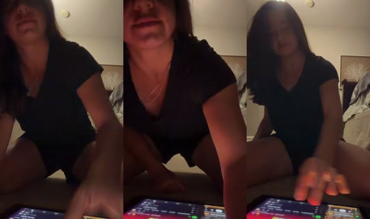 tender4117 TikTok Live — Aug 25, 2026, 7:43 AM