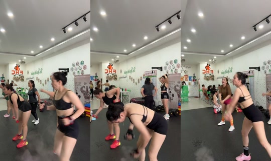 thanhhangfhc TikTok Live — Oct 3, 2026, 12:14 AM