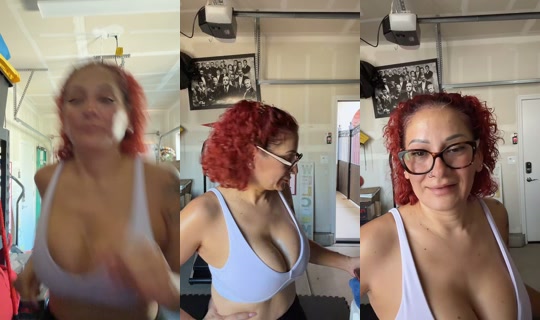 thepinkqueenb7 TikTok Live — Oct 6, 2026, 9:51 PM