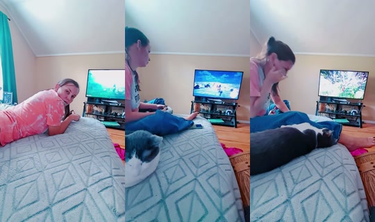 therealbeestinger TikTok Live — Oct 1, 2026, 8:39 PM