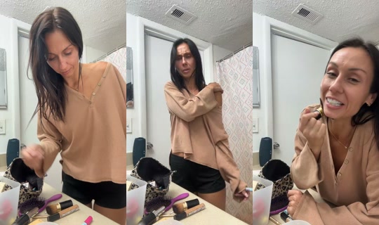 thetarotgirlfl TikTok Live — Aug 24, 2026, 11:45 PM