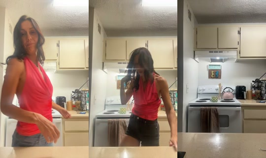 thetarotgirlfl TikTok Live — Aug 25, 2026, 12:54 AM