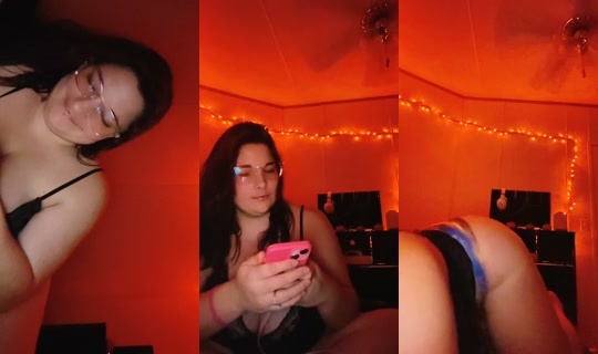 thickkkbrattt TikTok Live — Oct 3, 2026, 4:26 AM