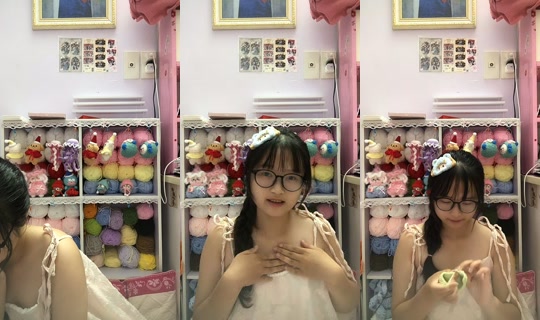 thinhdaothichmoclen TikTok Live — Sep 27, 2026, 3:47 AM