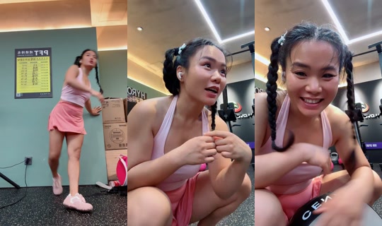 tinydinyanna9 TikTok Live — Sep 23, 2026, 7:45 AM