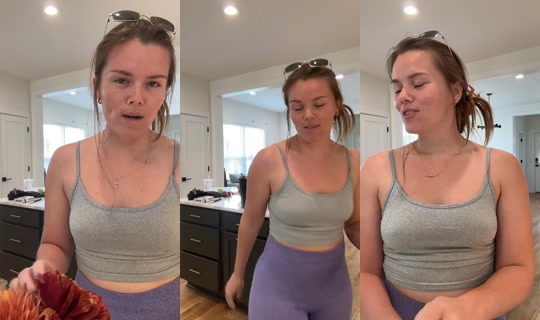 toriaanderson222 TikTok Live — Oct 1, 2026, 6:32 PM
